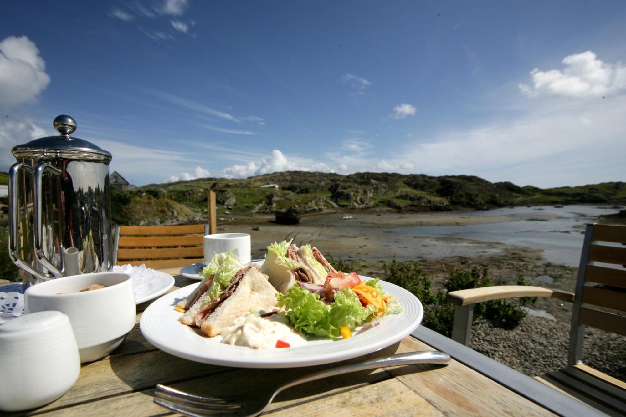 Inishbofin House Hotel Bagian luar foto