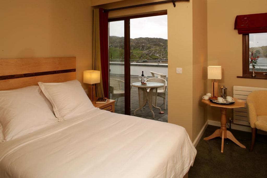 Inishbofin House Hotel Bagian luar foto